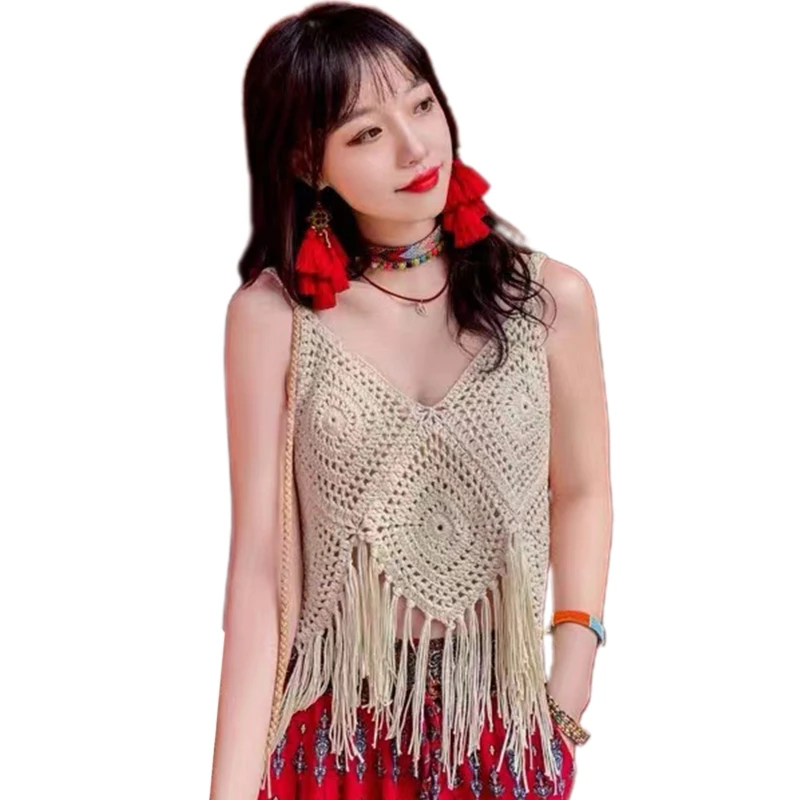 

Женский ажурный топ в стиле бохо, пикантный укороченный топ с V-образным вырезом, открытой спиной, без рукавов, с бахромой и стразами в клетку