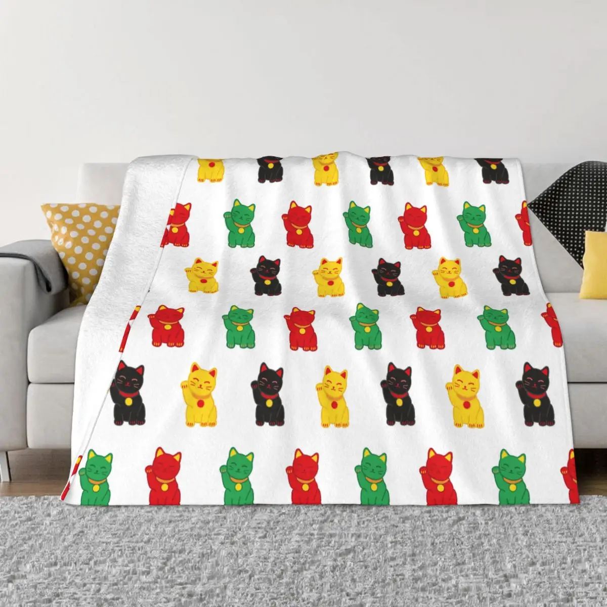

Japanese Lucky Cat Blankets Flannel Decoration Maneki Neko Breathable Soft Throw Blankets for Sofa Car Rug Piece