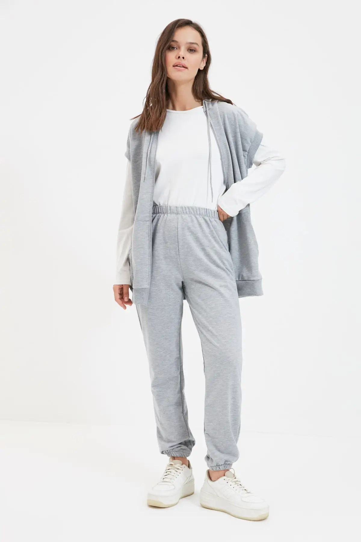 

Trendyol knitting Tracksuit Set TCTAW22EN0027
