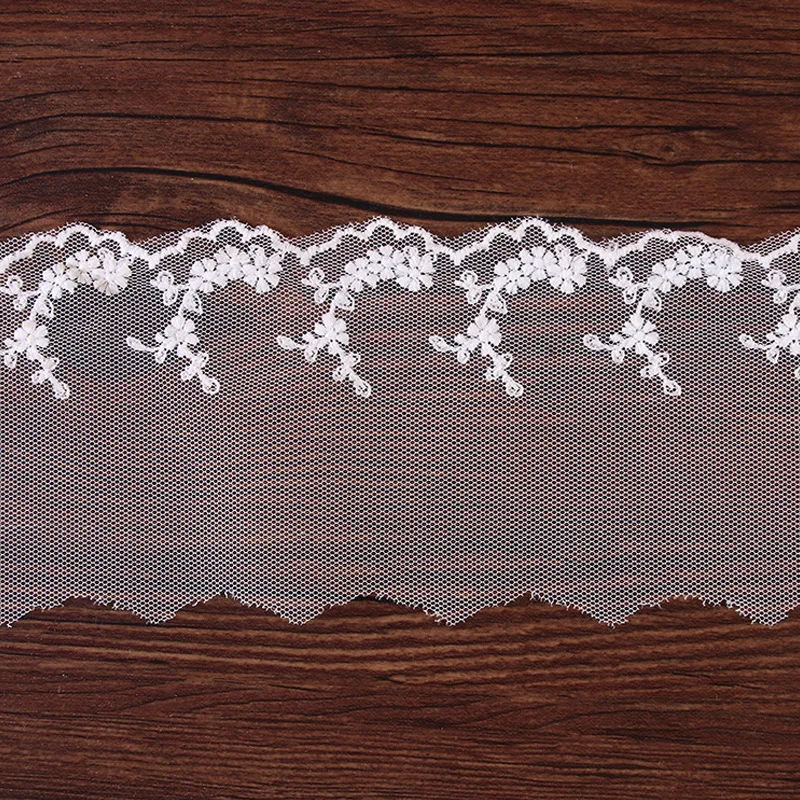 30-метровое Водорастворимое Молочное Шелковое Кружево С Вышивкой В Полоску