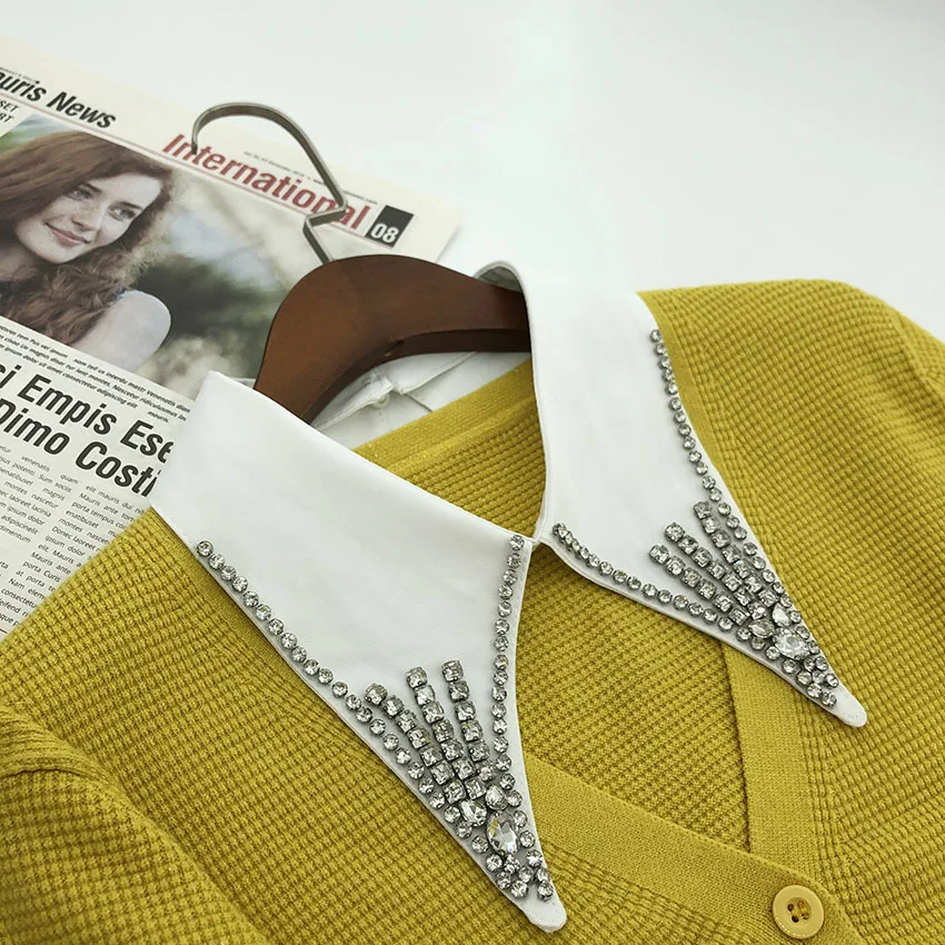 

Elegant Handmade Beads Fake Collars for Women Removable Necklace False Collars Female Half Shirt Blouses Nep Kraagie