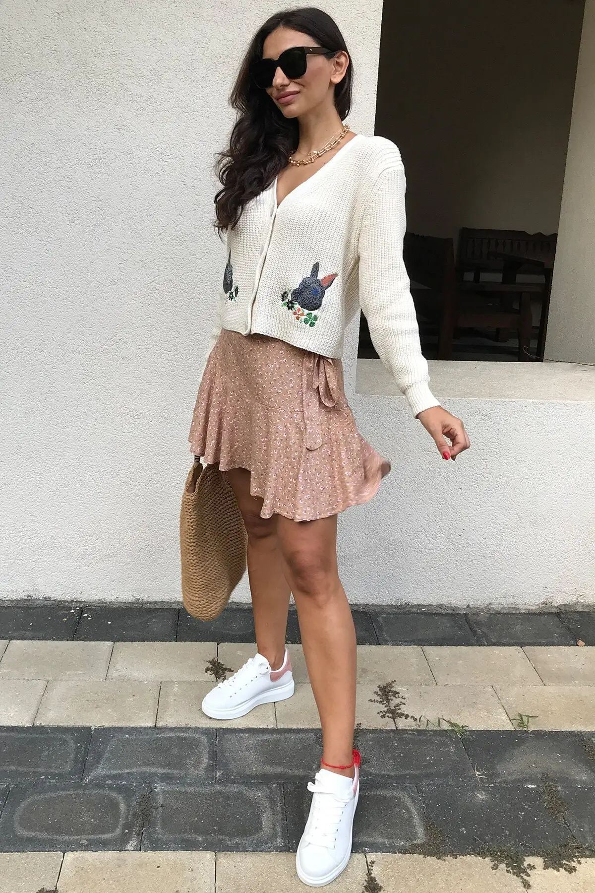 

Женский кардиган с рисунком кролика, бежевые пуговицы с карманами, Повседневные вязаные качественные Модные свитеры, свободный джемпер