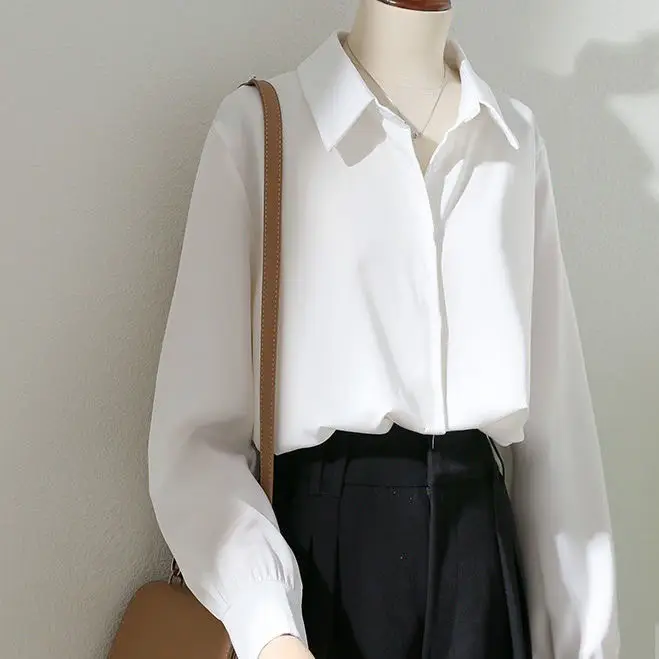 Korean Version of White Square Collar Professional Shirt Women's 2022 Spring and Autumn New Loose Temperament Casual Shirt