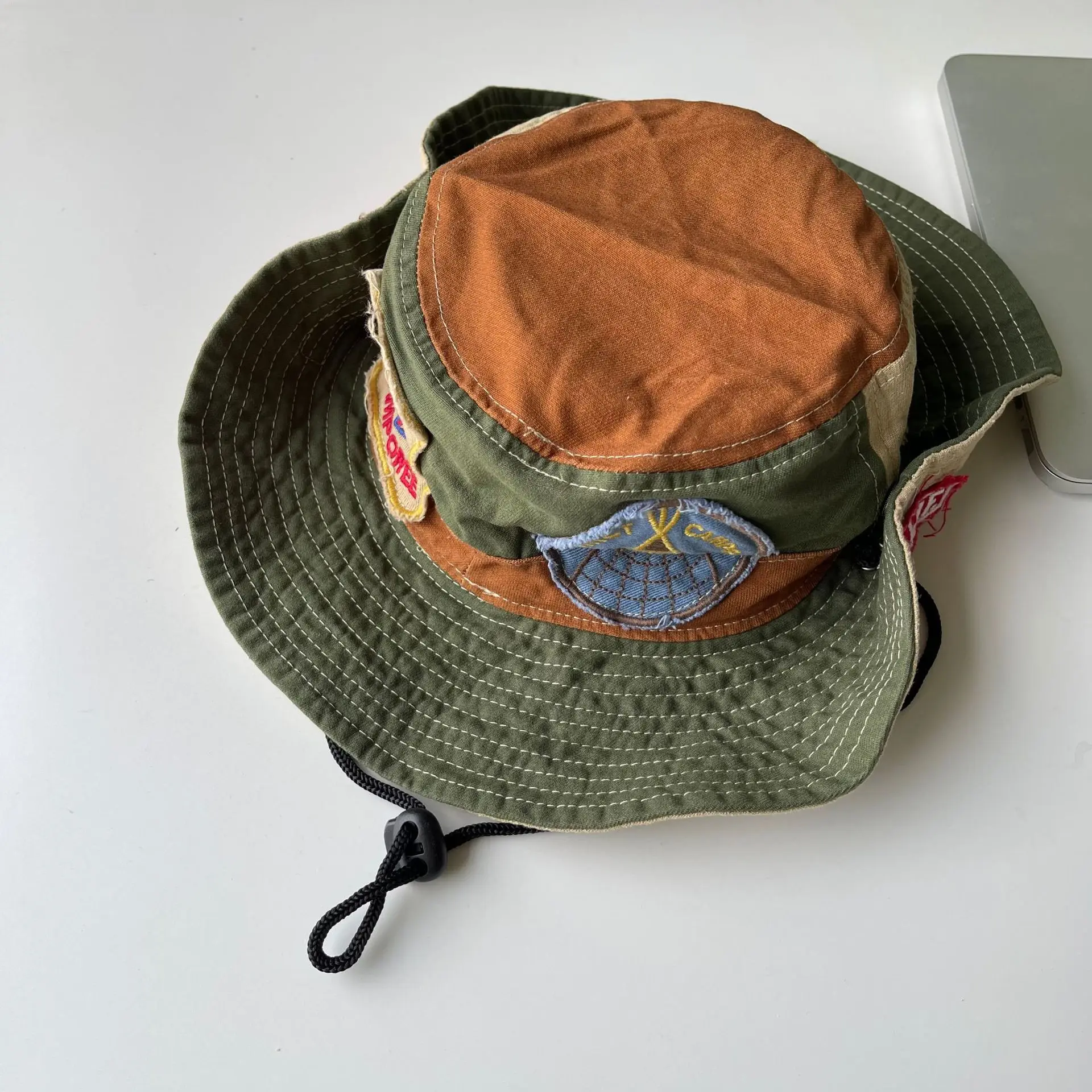 

Western Cowboy Badge Fisherman Hat Parent-child Fashion Brand Camping Drawstring Sunscreen Denim Basin Hat Vintage Bucket Hats