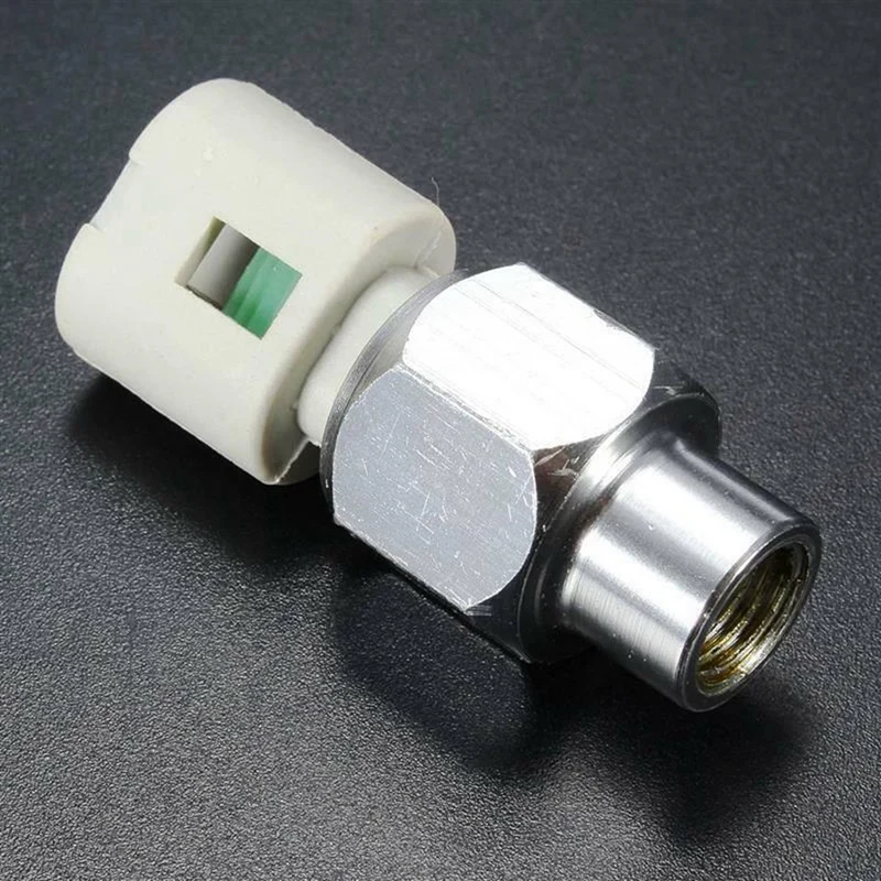 Термостат охлаждающей жидкости с корпусом и датчиком давления