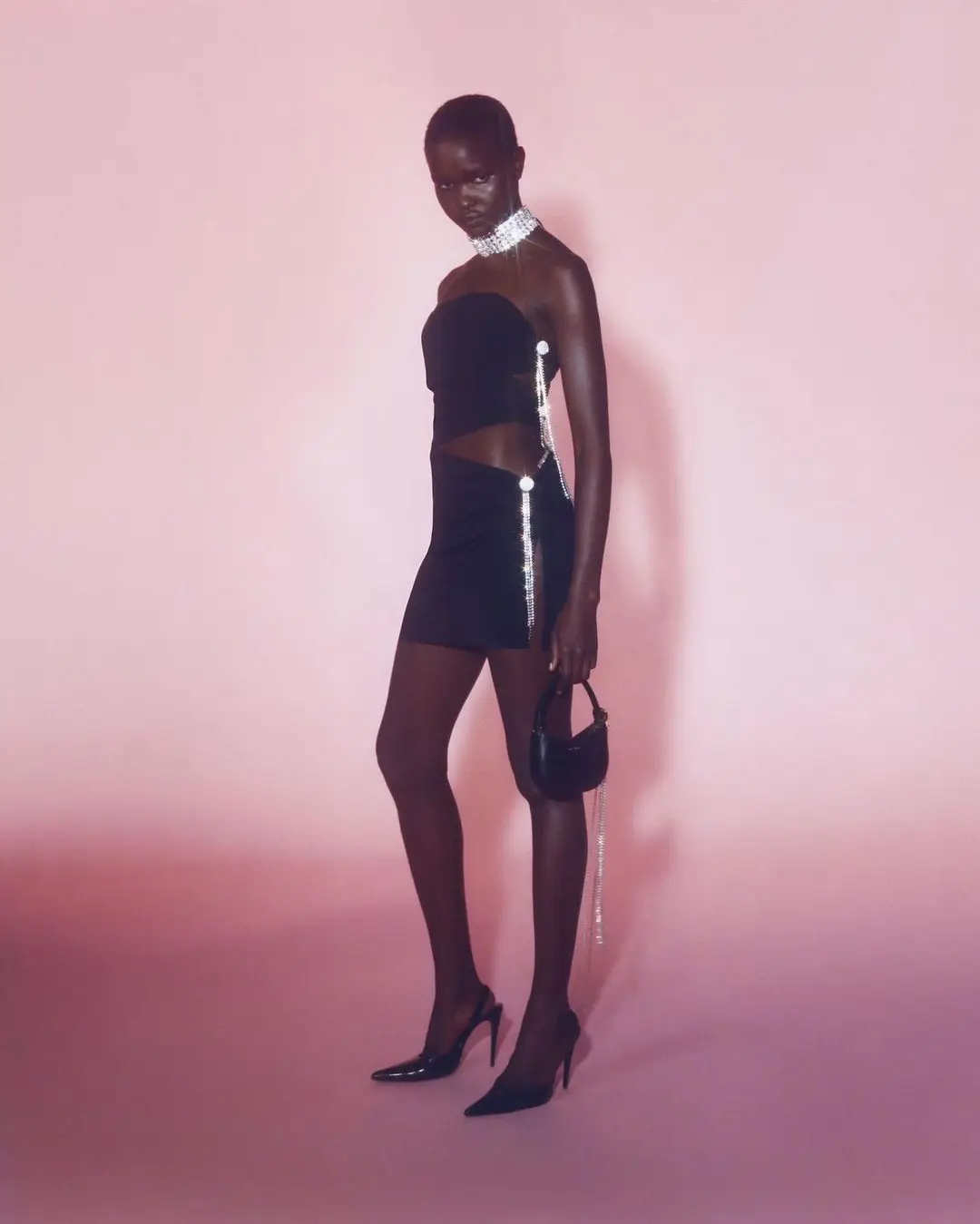 Черный цвет женский сексуальный облегающий без бретелек с открытыми плечами и