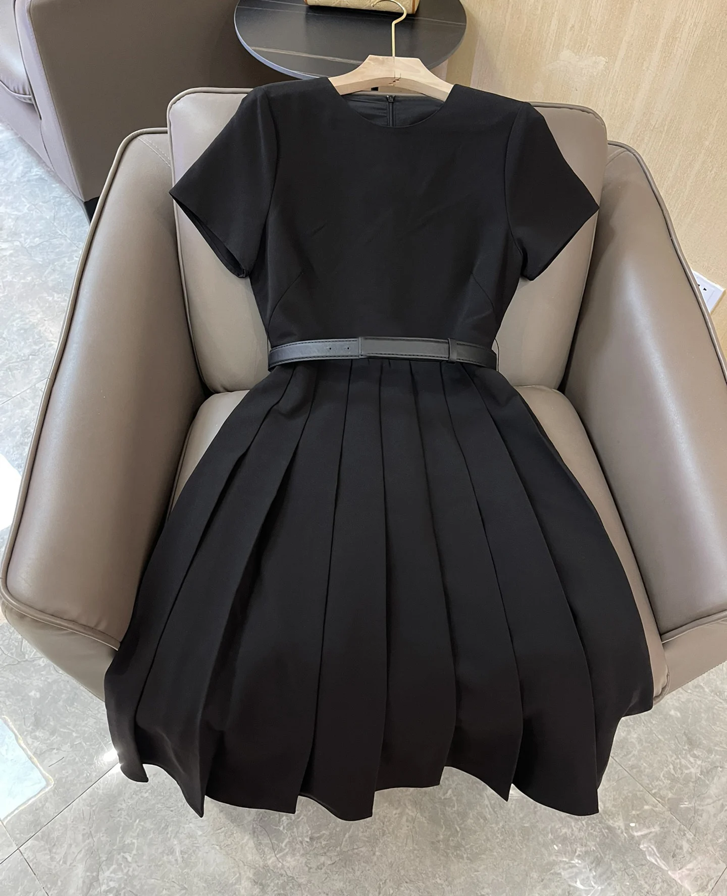 

Slim Slim dress Beige black