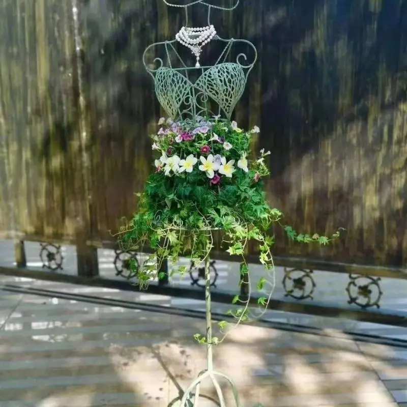 Model Shaped Flower Shelf Home Gardening Decoration Flower Climbing Cane Frame Iron Balcony Garden Climbing Flower Bracket