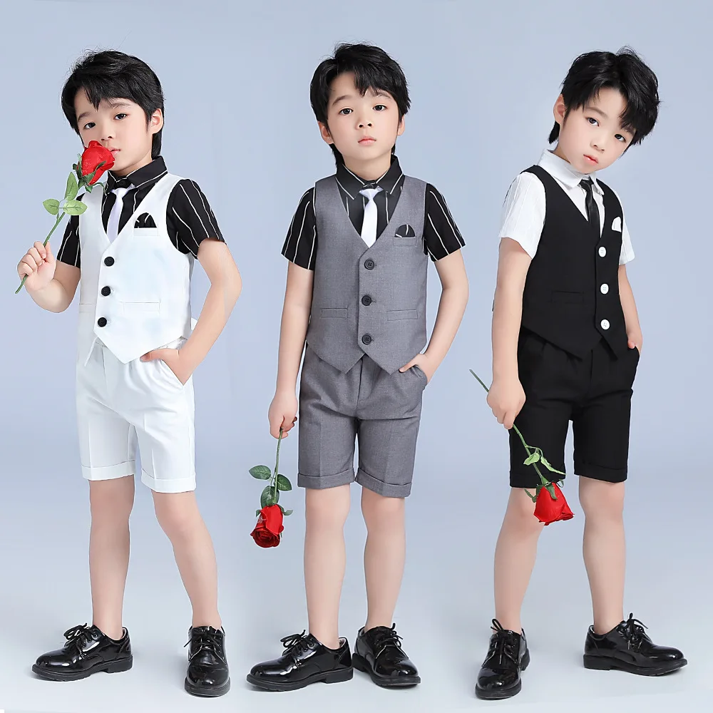 

Костюм детский летний из майки, шортов и галстука