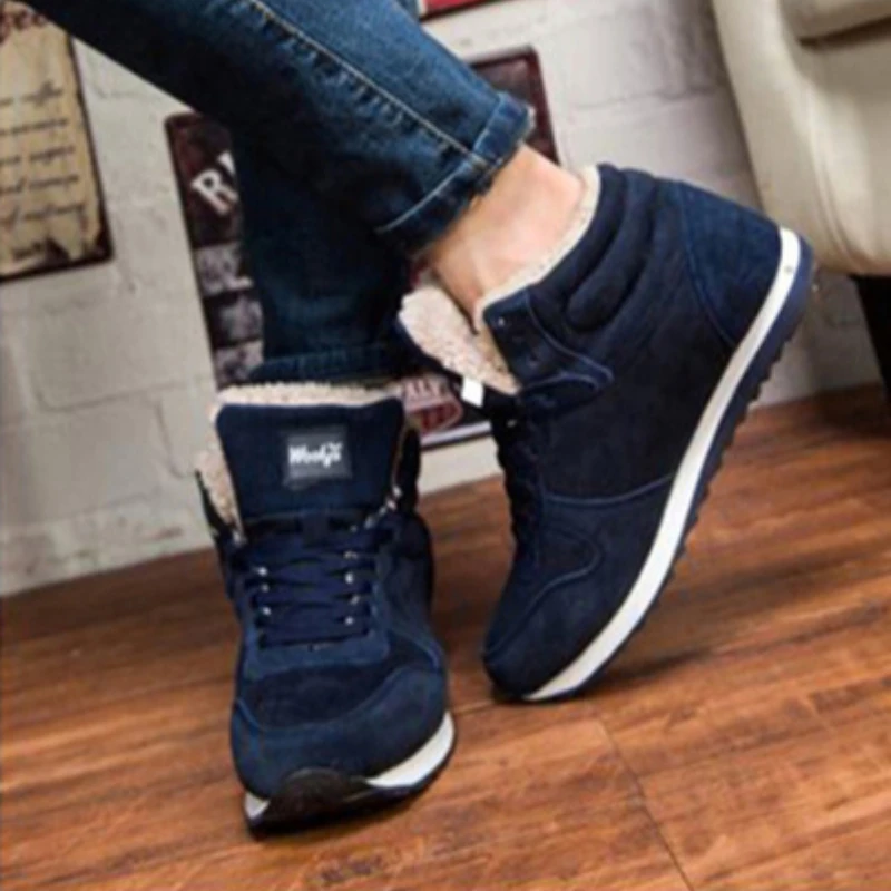 Мужская зимняя обувь теплая морозостойкая с высоким берцем на шнуровке