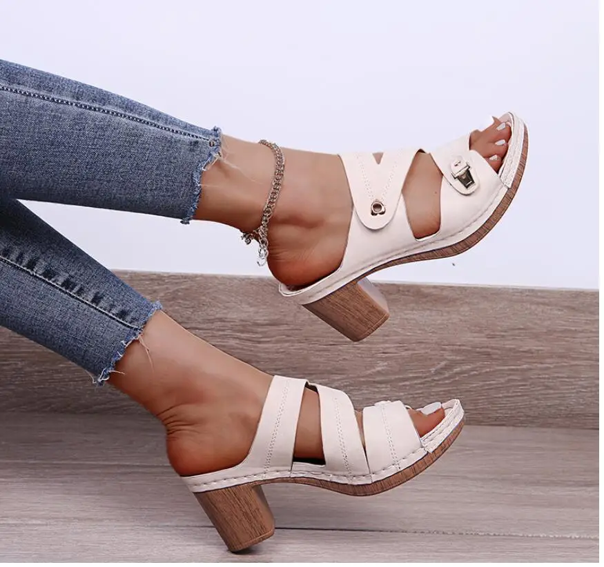 Women's fashion new sandals open toe high-heeled shoes platform anti-heart simple full match leisure summer metal deduction thic