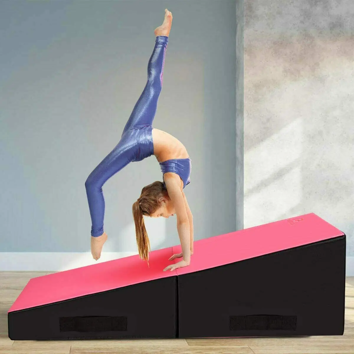 

Folding Incline Mat Slope Cheese Gymnastics Gym Exercise Aerobics Tumbling Wedge