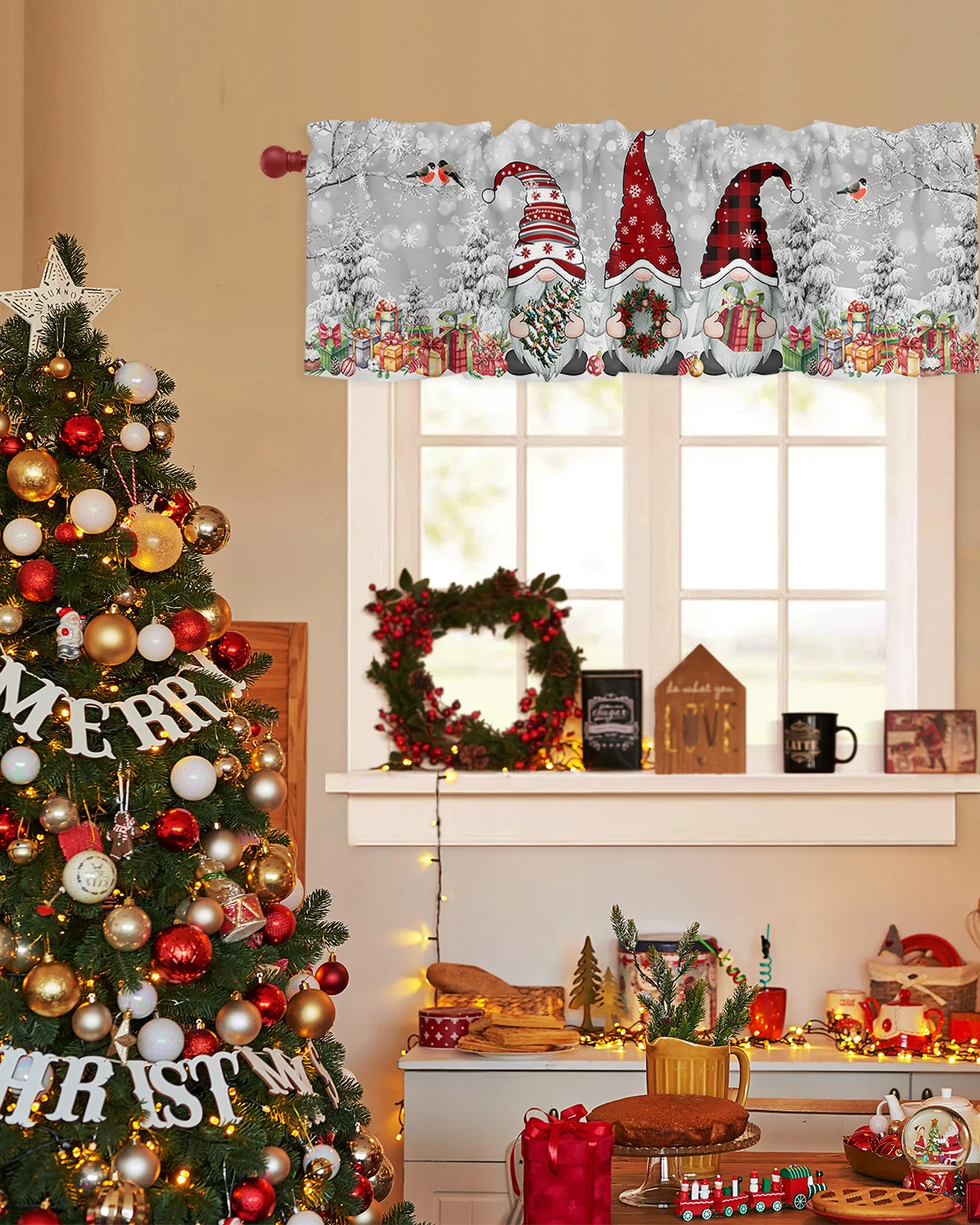 Рождественская снежная сцена снежинки гном серые короткие шторы кухня кафе