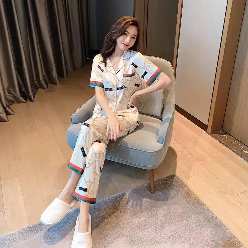 

Пижама женская летняя тонкая из искусственного шелка с V-образным вырезом и коротким рукавом