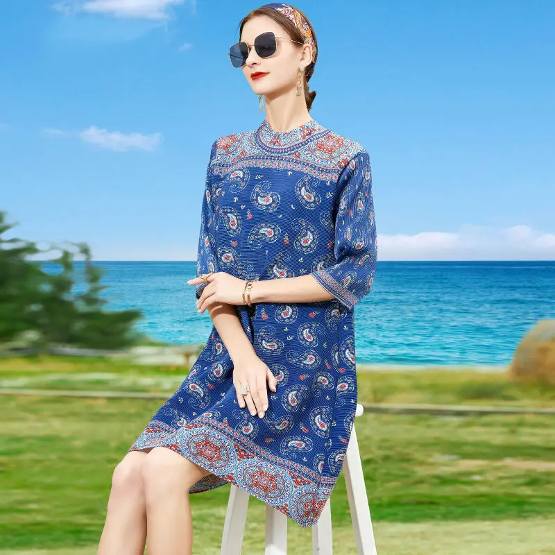 

Retro fashion loose dress 2022 spring and summer new semi-high-lead printing pleated temperament high-end long section dress