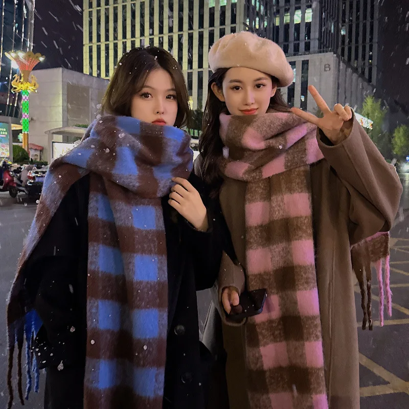 

Autumn and winter checkered thick beard scarf mohair checkered scarf