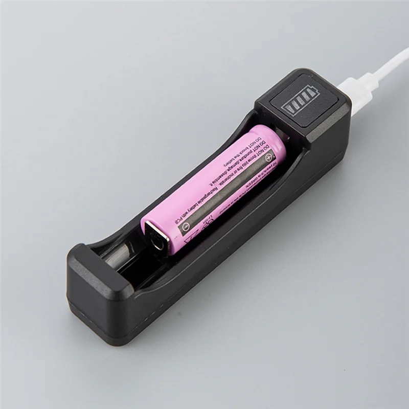 Быстрое зарядное устройство 18650 с кабелем Type-C Интеллектуальное для литиевой