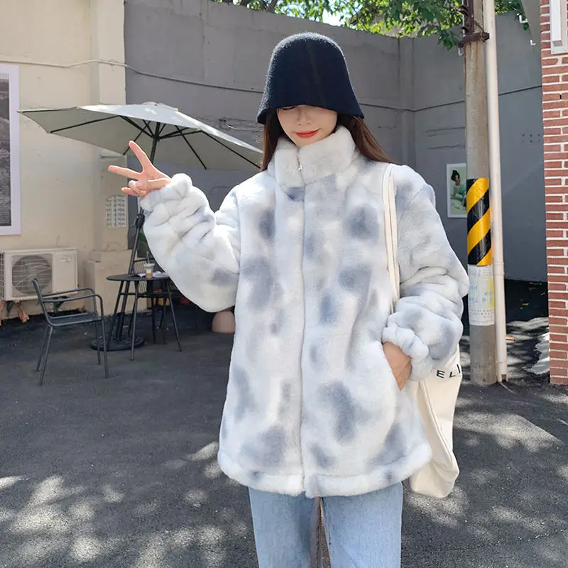 2022 New rabbit like plush coat Women's fashion ins Autumn and winter plush thickened loose furry fur like cotton suit