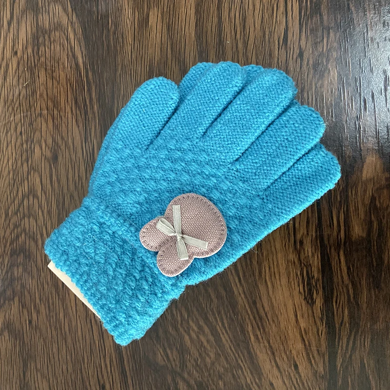 Рисунок 3 - Детские перчатки