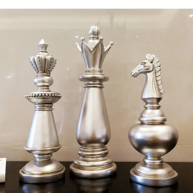 Фото Набор из 3 фигурок шахматных королей, декоративные элементы в скандинавском стиле, современное украшение для дома и кабинета, настольный декор из смолы №2