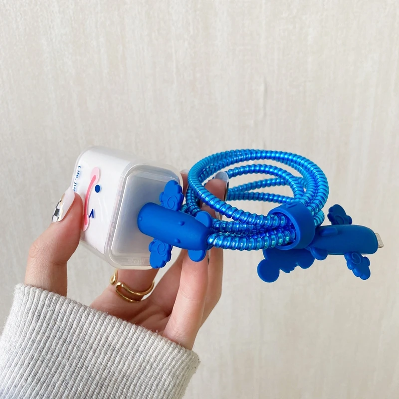 Фото Новый мультяшный чехол из ТПУ со смайликом и собакой, протектор кабеля USB для iPhone 12, 18/20 Вт, защитный чехол с заглушкой для зарядки, защитный спиральный кабель №5