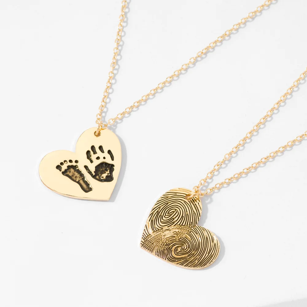 

Creative Heart Pendant Necklace Engraved Fingerprint Footprints Handwriting Jewelry Love Charm Jewelry On The Neck