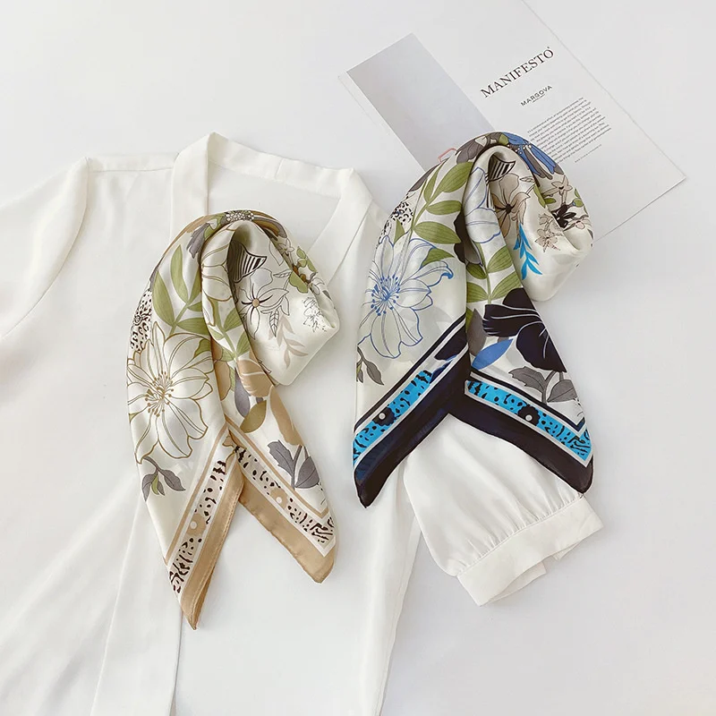 

2022 New 70x70 Luxury Brand Women's Fashion Imitation Silk Printed Square Scarf French Retro Turban Bib Headband Headscarf