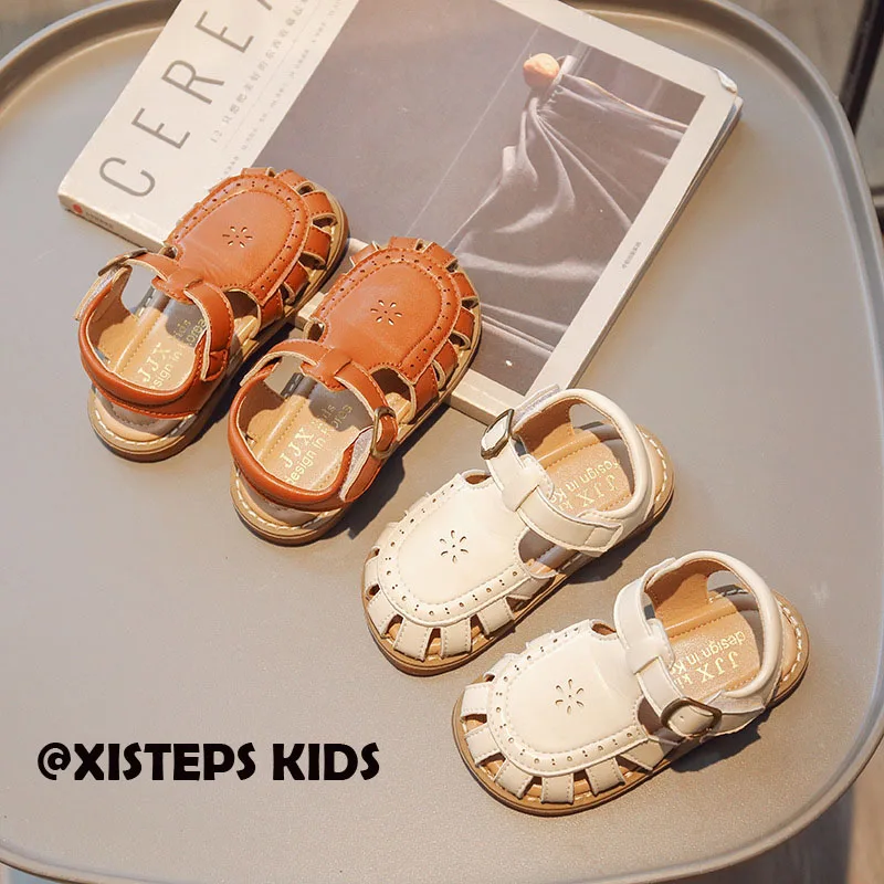 

XISTEPS Soft Leather Sandals For Kids Girls 2023 Summer Beige Brown Non-slip Toddler Girls Beach Sandals 1-8Y Princess Shoes