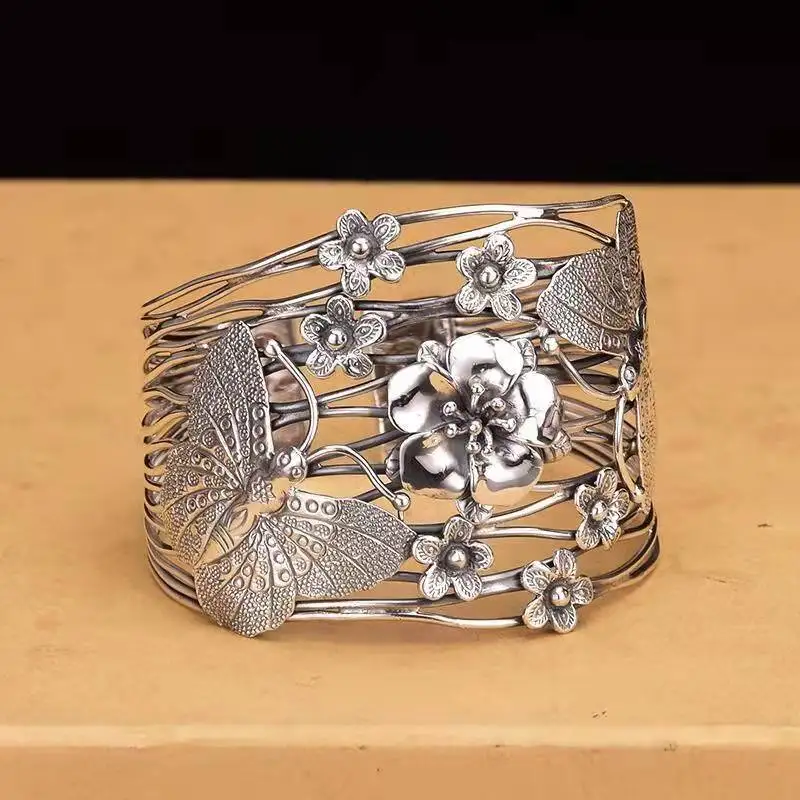 

Новый элегантный женский браслет в этническом ретро-стиле для создания атмосферы, подходящий ко всему, матовый браслет с бабочкой и сливой, ...