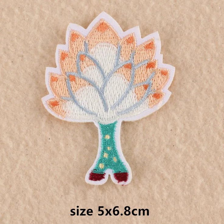 Новое поступление 10 шт. вышитая нашивка с растением кактуса утюг на аппликации