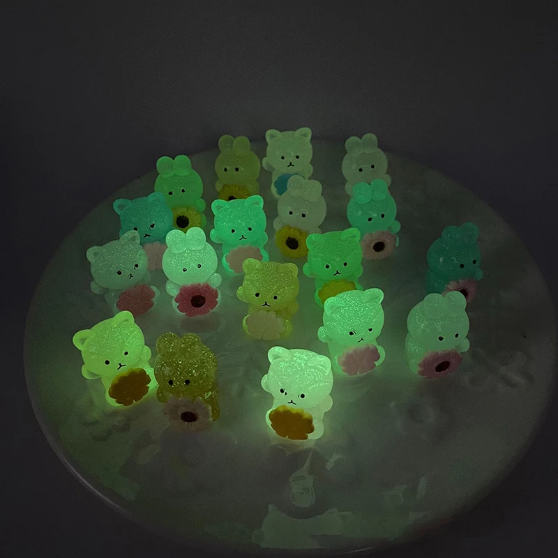 

10Pcs Mini Luminous Resin Animal Cartoon Fox Glow in The Dark Miniatures Terrarium Figurines Home Decor DIY Crafts Accessories