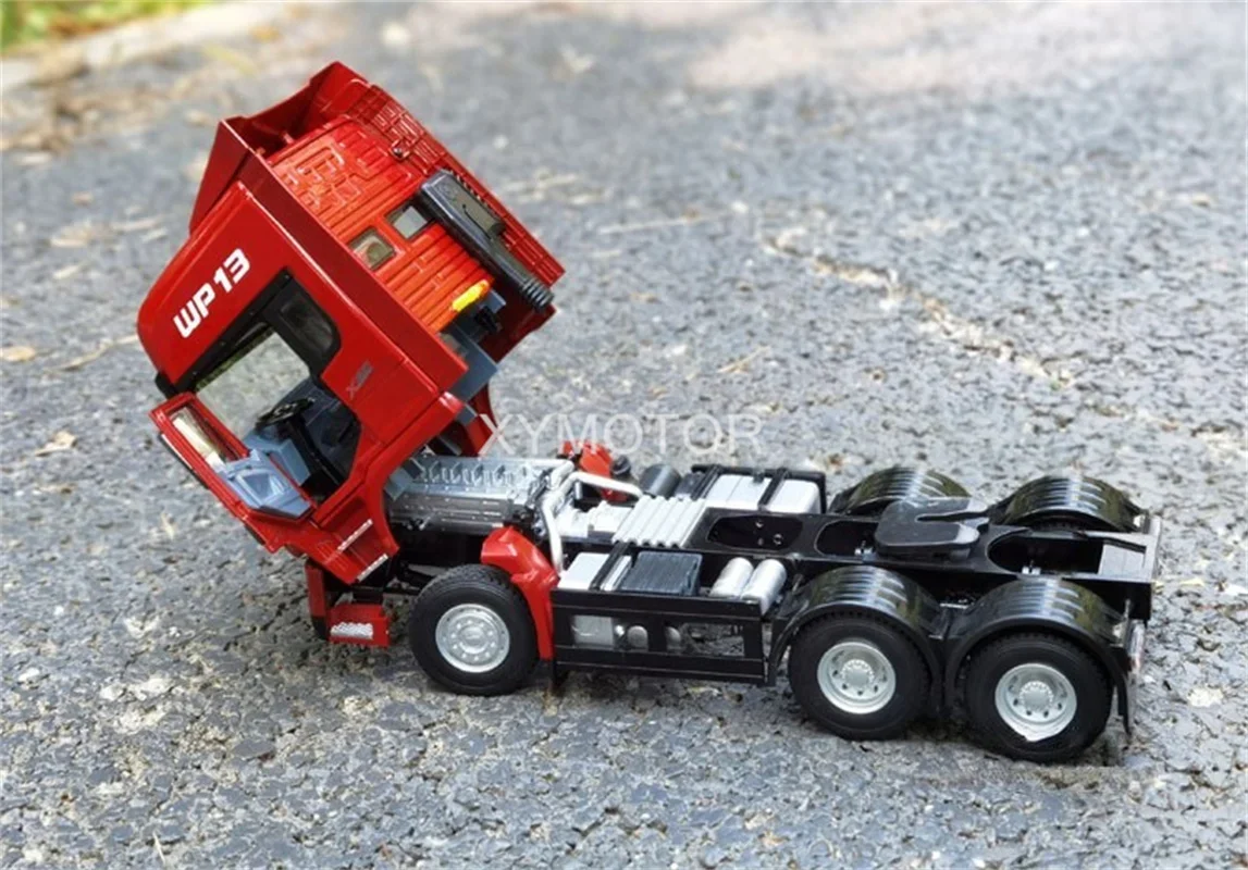 1/24 Shaanxi Automobile Delong X3000 WP13 Модель головы трактора Автомобиль Игрушки Коллекция