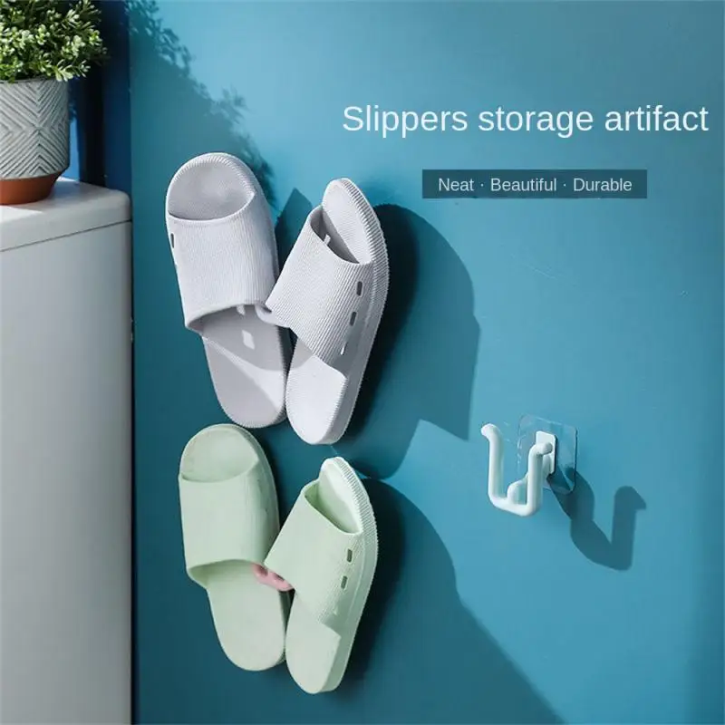

Стеллаж для тапочек настенный, простой самоклеящийся сливной стеллаж для туалета, аккуратный крючок для хранения обуви, сушилка для обуви, 1/3 шт.