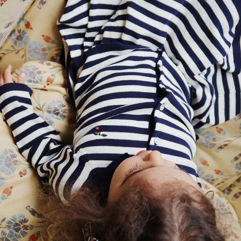 Одежда для маленьких девочек 2024 новая зимняя брендовая флисовая теплая одежда KS