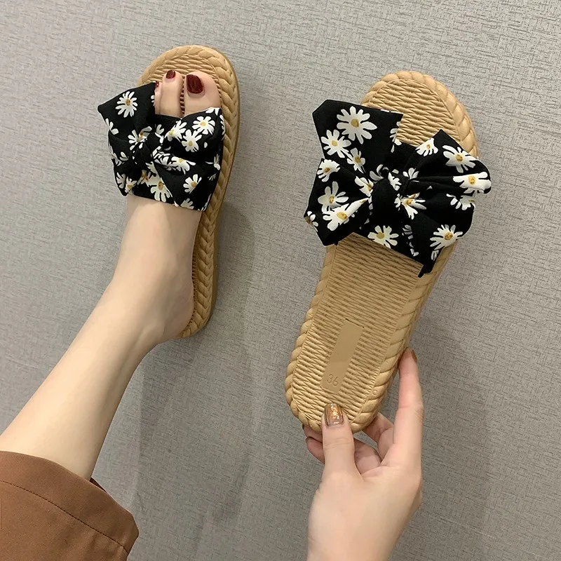 

Summer Flat Slipper Women Beach Casual Shoe Fashion Solid Color Open Toe Slipper Flip Flops Non-slip Soft Sole Sandal for Female