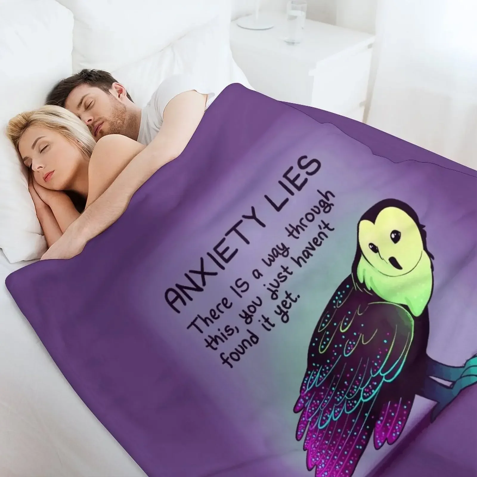 Необычное блестящее неоновое одеяло с рисунком совы