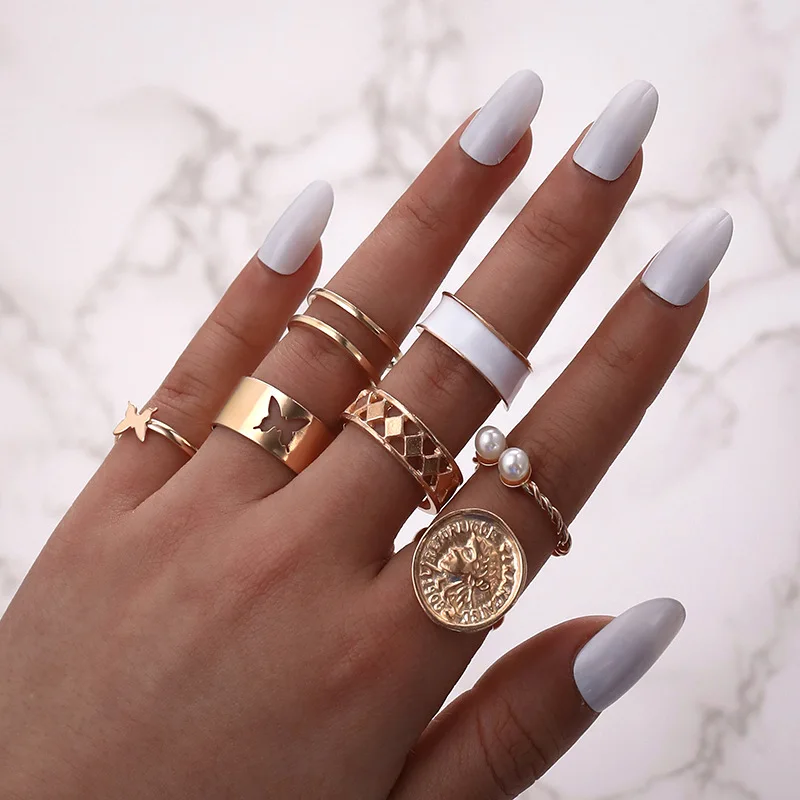 

Punk Gothic Butterfly Shape Ring Set Women Golden Chain Cutout Vintage Simple Glamour Bohemian Finger Jewelry 2022 New Trend