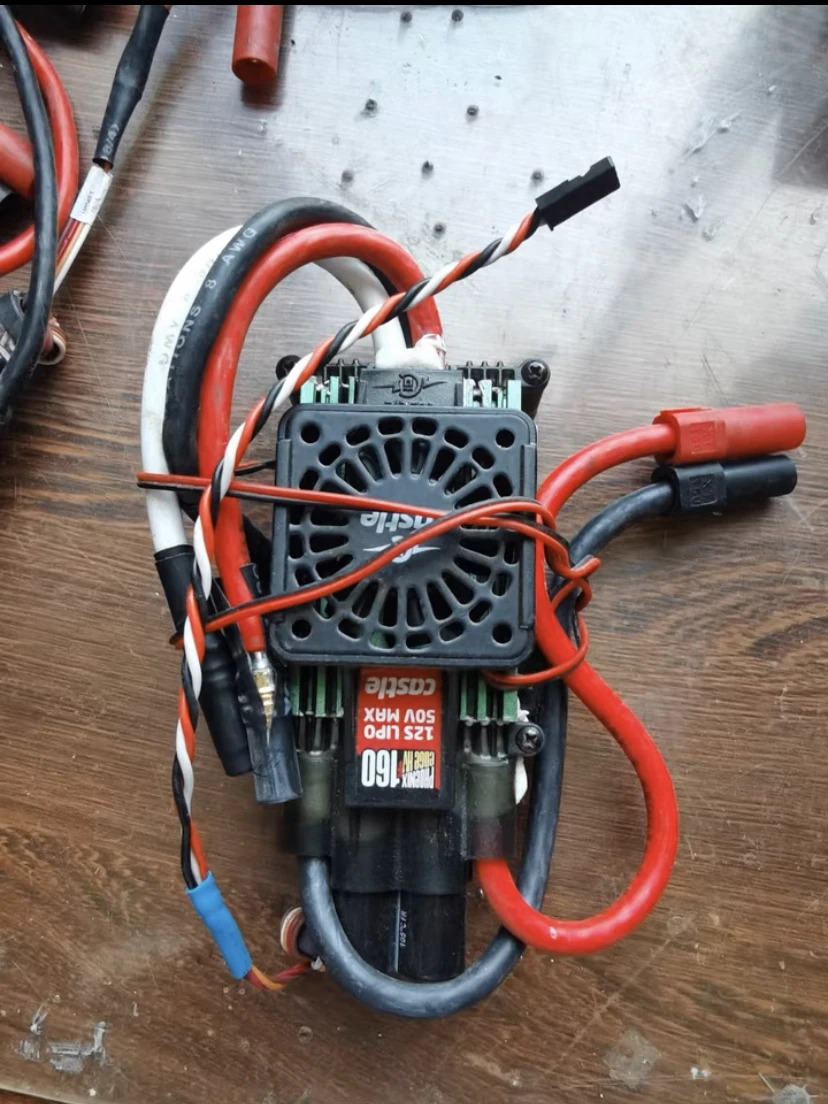 

Новинка 90% г., контроллер скорости Phoenix Edge 160HV 50V 160-Amp 160A ESC [CSE010-0103-00]