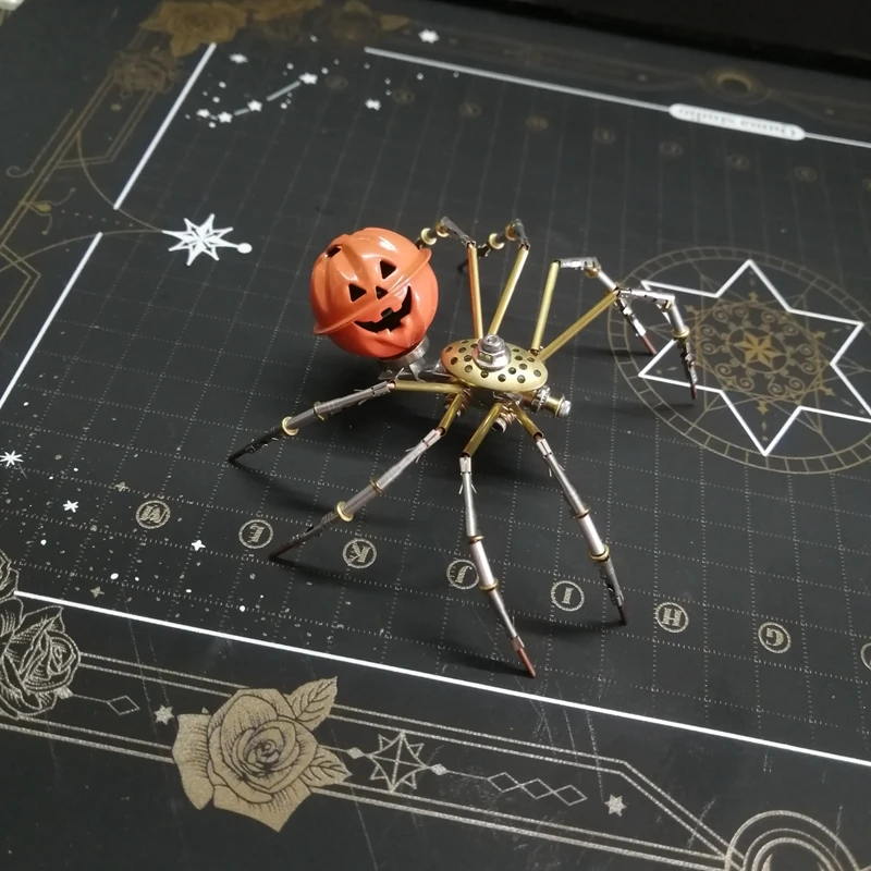 

Halloween Pumpkin Mechanical Spider Model Metal Assembly Desktop ornament Steampunk Insect Decoration Crafts