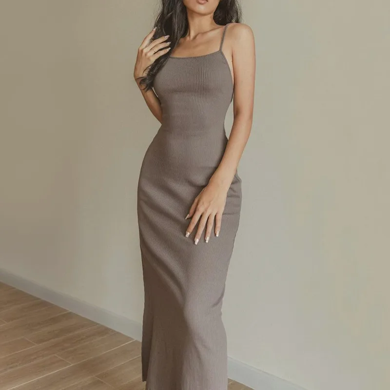 

Женское длинное платье без рукавов, облегающее однотонное платье на бретелях-спагетти с открытой спиной и разрезом, лето