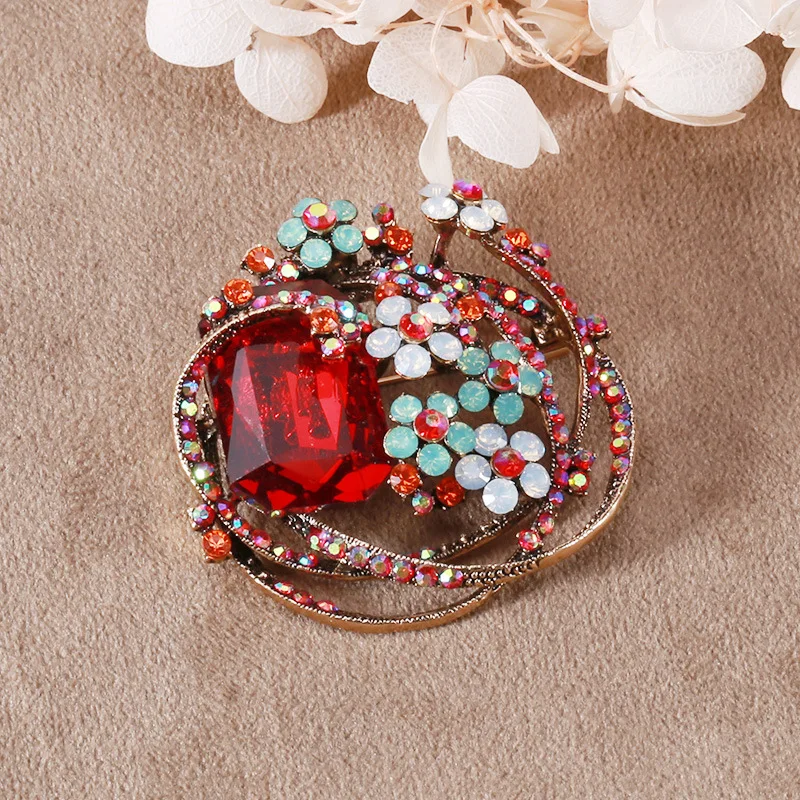 

Elegant Glamour Colorful Crystal Zircon Brooch Pin for Women Luxury Party Jewelry Dress Brooch Pin Jewelry