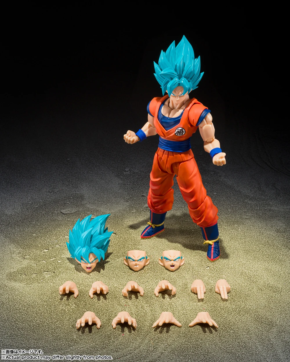 Фото Официальная фигурка BANDAI S.H.Figuarts SSB Сон Гоку Transcending Blue Power, аниме-фигурка с оригинальной коробкой, соединяемая модель, подарок №4