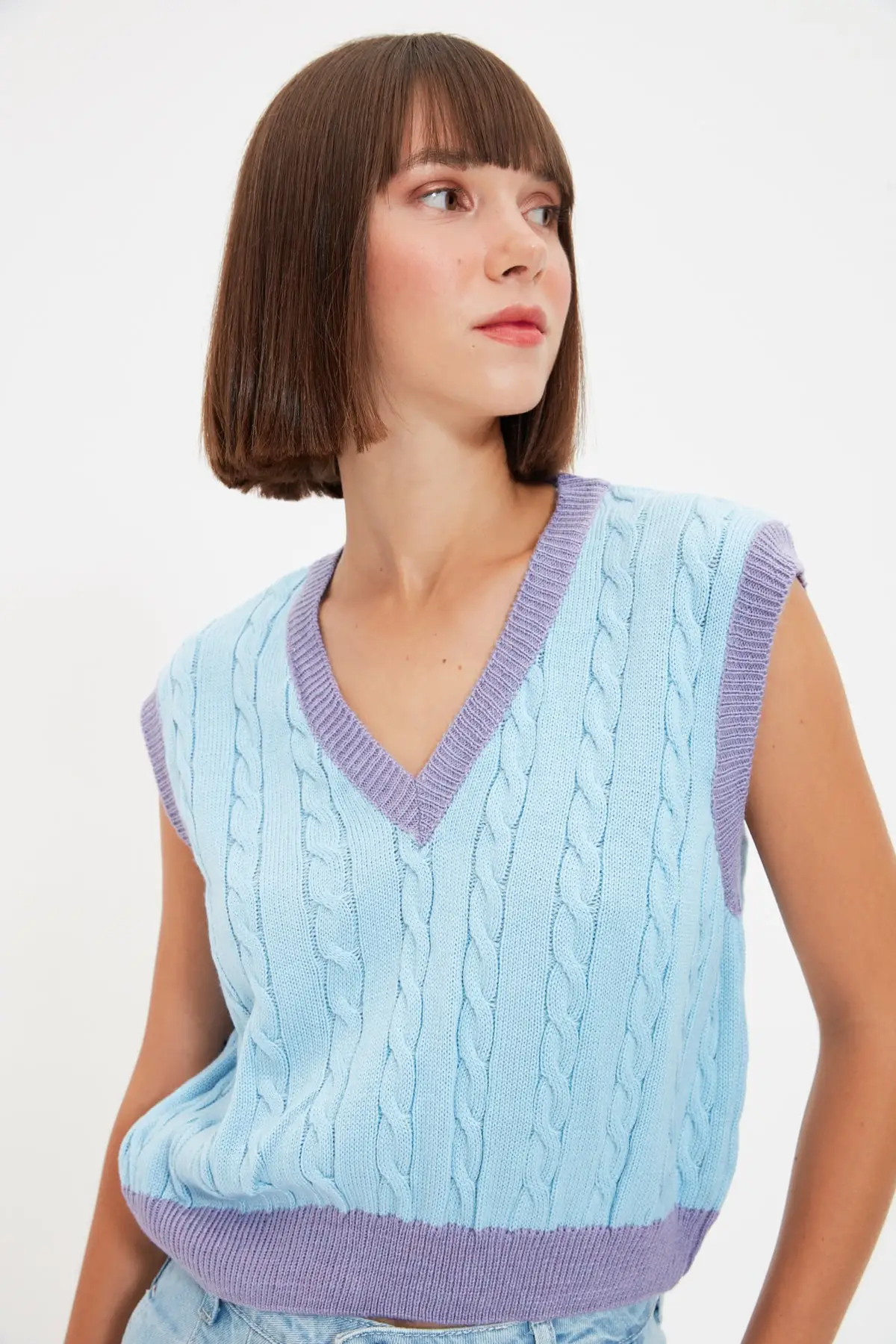 Трикотажный Джемпер с v-образным вырезом TWOAW22BZ0060 | Женская одежда