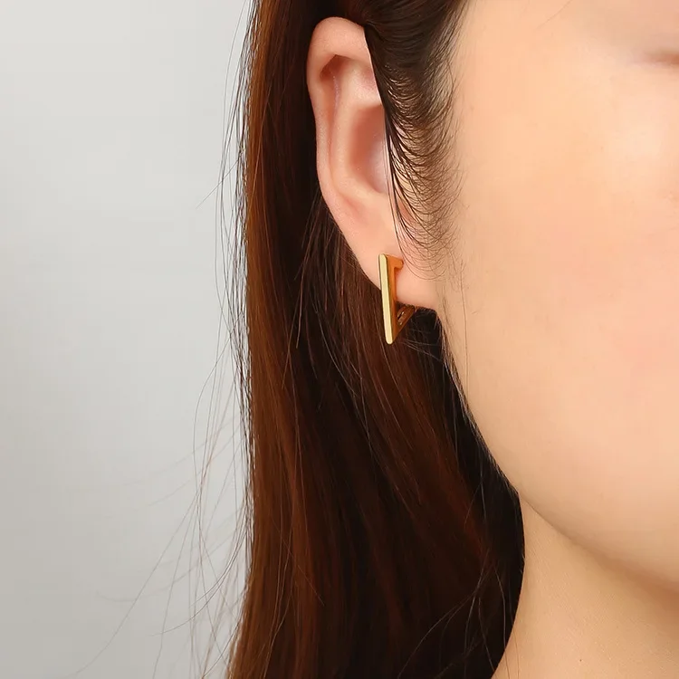 Flyfyp Позолоченные шикарные водонепроницаемые серьги-кольца из нержавеющей стали