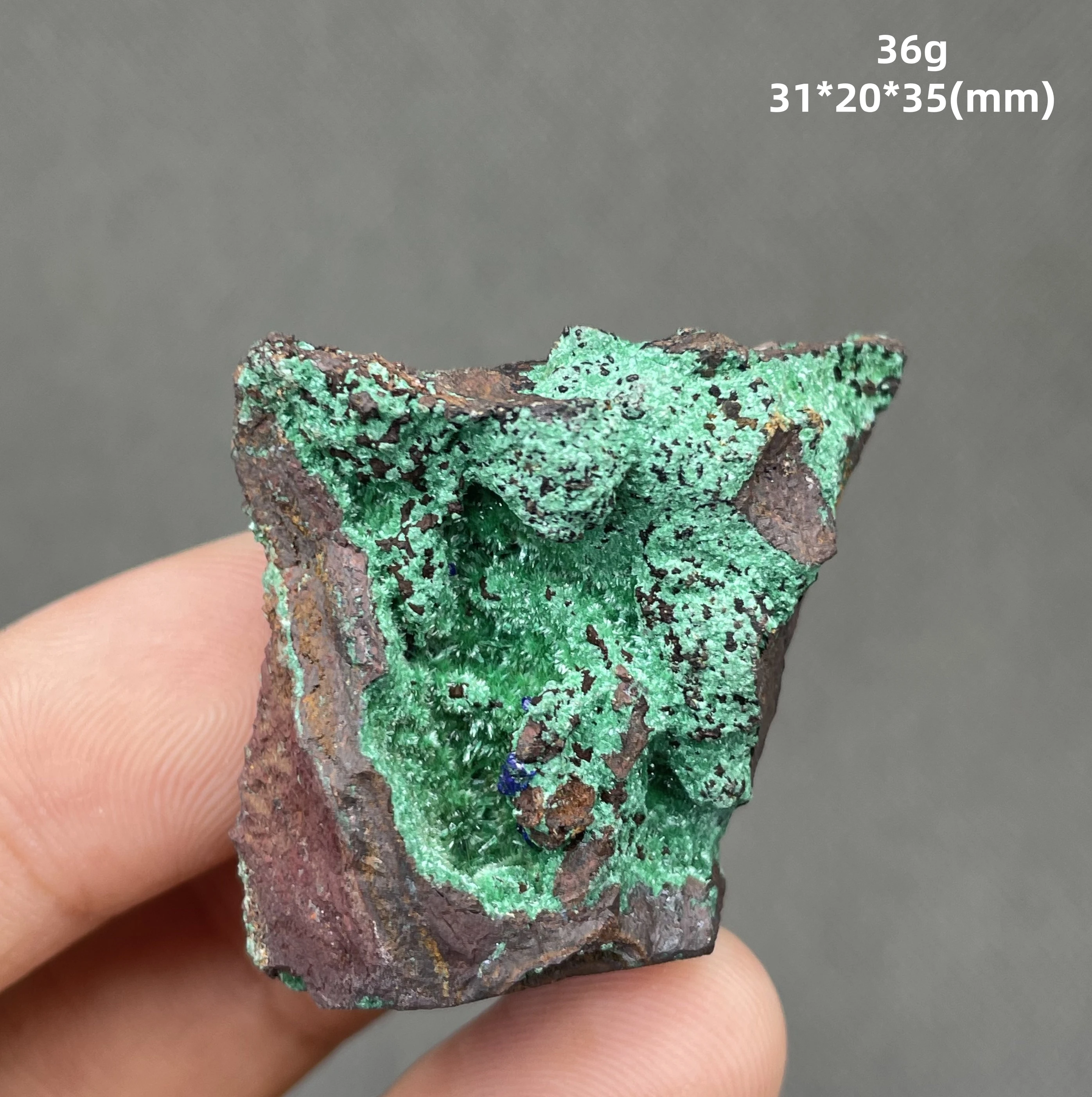 

Натуральный малахит QIANCHUAN