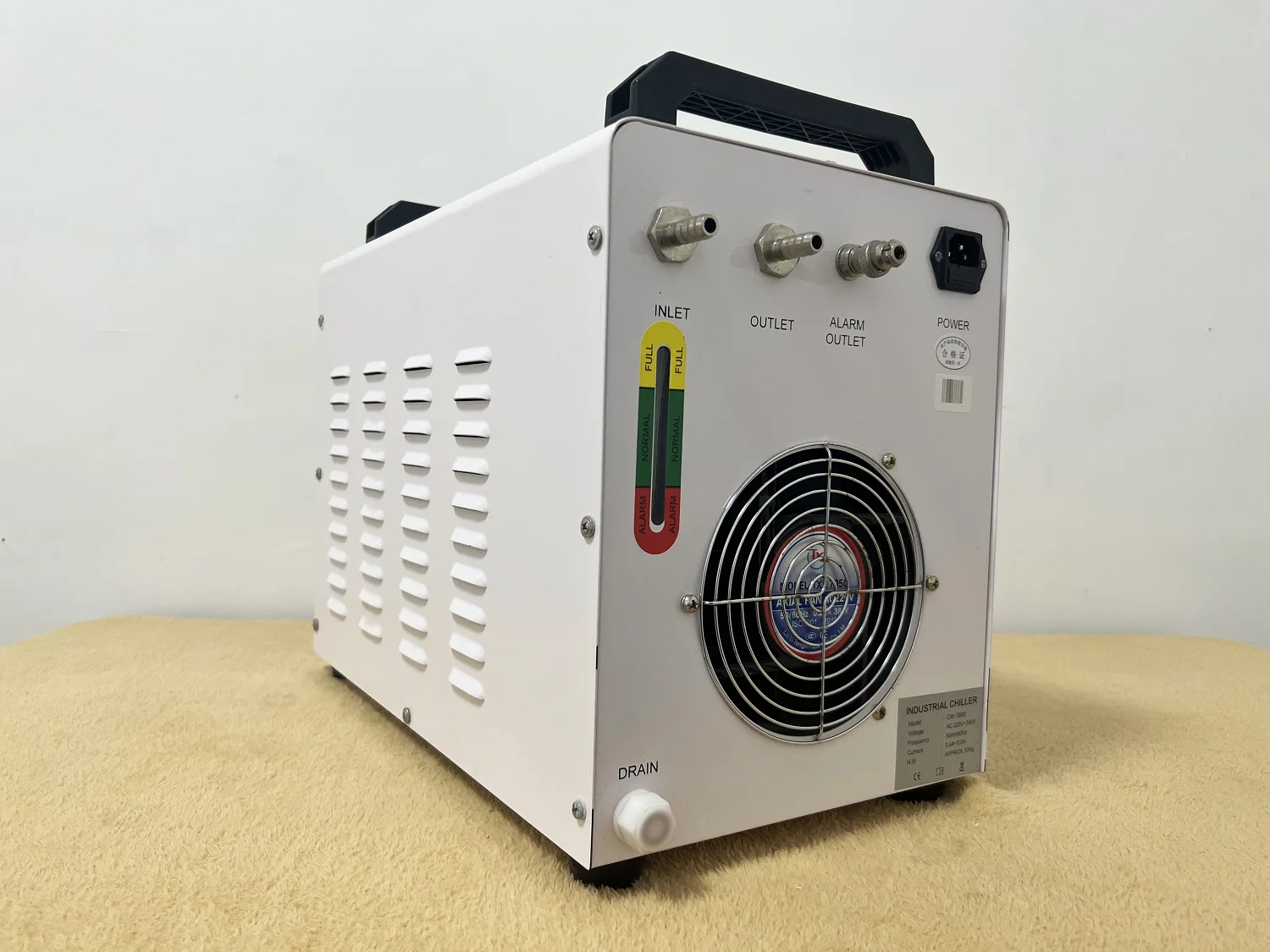 Фото Чиллер cw3000 110 В 220 В CO2 лазерная трубка небольшой охладитель с воздушным охлаждением cw3000 50/60 Гц чиллер №2