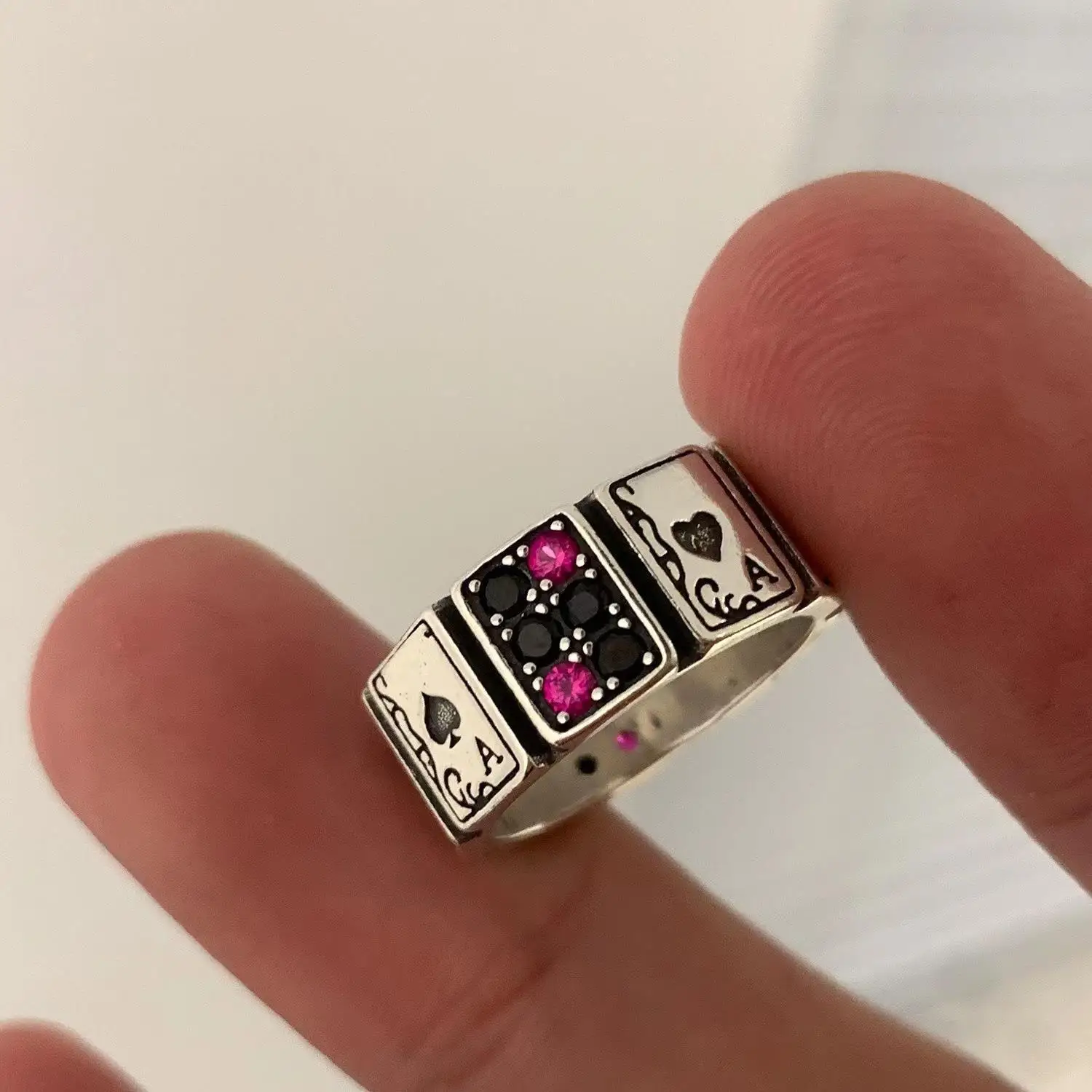 

Vintage Fashion Playing Card Ring Inlaid Zircon Opening Adjustable Index Finger Jewelry For Women Men Jewelry Accessories