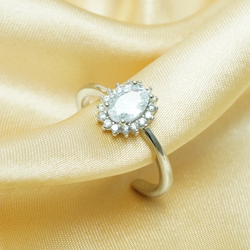 

Resizable Rings Size 7-10 Classic Wedding Noble Elegant Ring for Women Ladies Silver Color High Quality Jewelry Mom's Gifts