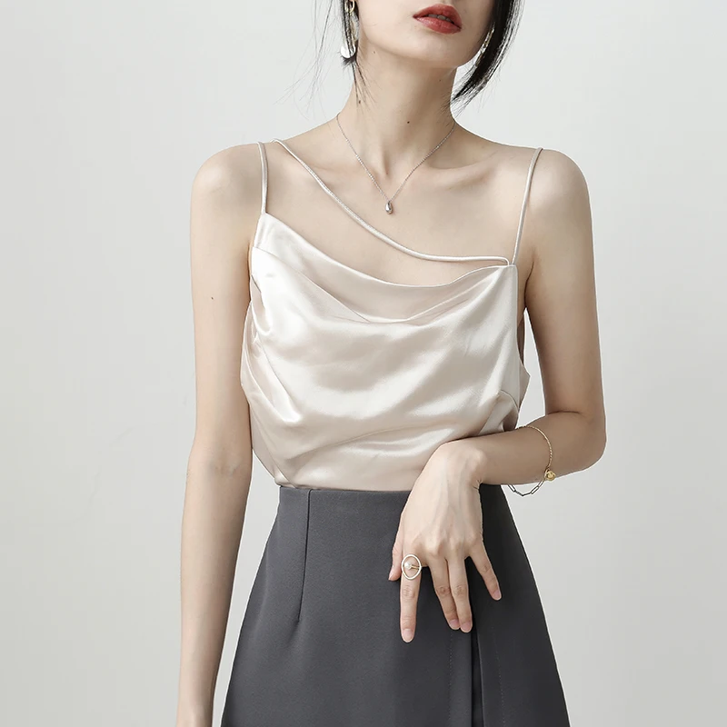 Spring New White Delicate Satin Sleeveless Sexy Inner Strap Tank Top Women's Design Sense Small Outwear Top