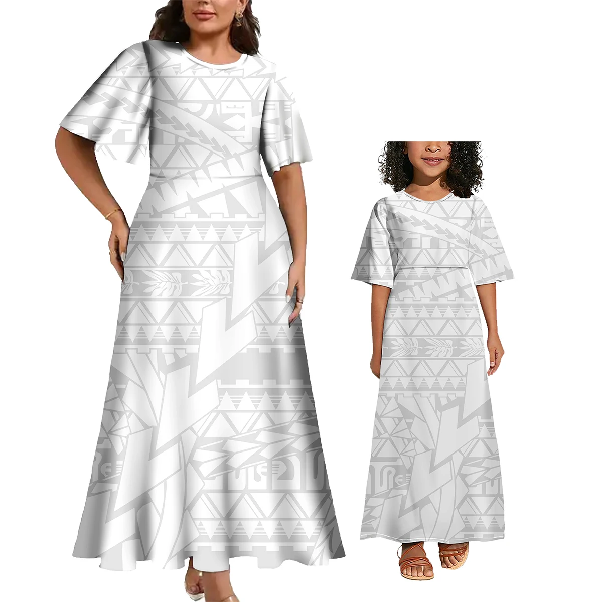 Комплект из 2 предметов для матери и дочери с расклешенными рукавами тропическим